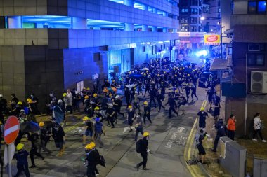 Hong Kong islan'da Hong Kong halkı iade karşıtı yasayı protesto etti