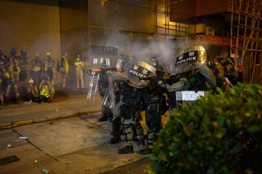 Hong Kong islan'da Hong Kong halkı iade karşıtı yasayı protesto etti