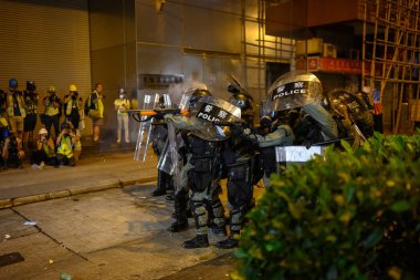 Hong Kong islan'da Hong Kong halkı iade karşıtı yasayı protesto etti