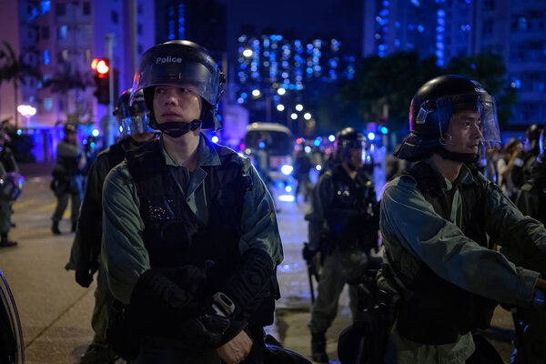 Гонконг 3 августа протест, отвергнутый полицией
.