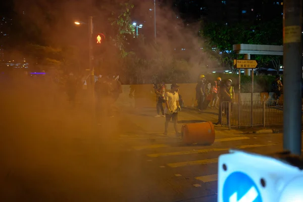 Hong Kong protesta del 3 de agosto que es rechazada por la fuerza policial . —  Fotos de Stock