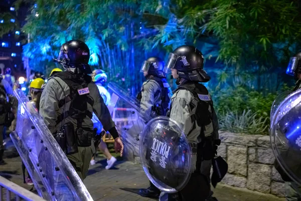 Hong Kong 3 Ağustos protesto polis gücü tarafından reddedildi.