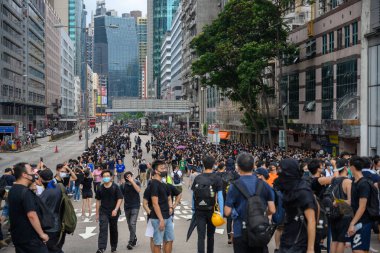 11 Ağustos Hong Kong flashmob tarzı Protesto İadesi L karşı