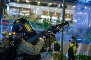 11 Ağustos Hong Kong flashmob tarzı Protesto İadesi L karşı