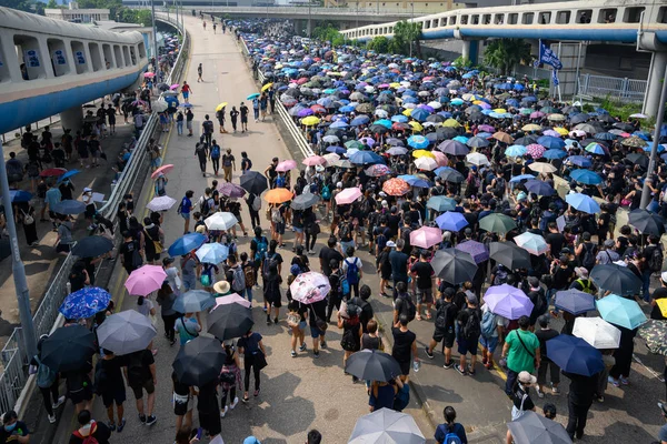 Protest in Kwun Tong, Hong Kong against surveillance tower. — Stock Photo, Image