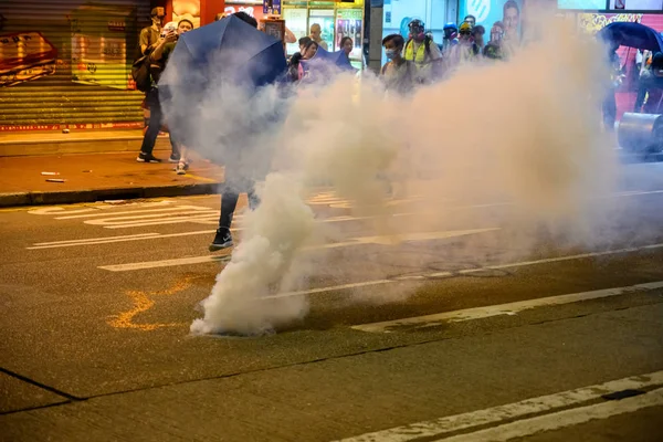 Manifestation contre la loi d'extradition à Hong Kong transformée en une autre — Photo