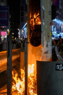 Hong Kong Adası 'nda acil durum karşıtı protesto gerçekleşti.