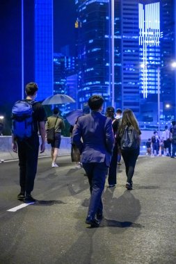Hong Kong Adası 'nda acil durum karşıtı protesto gerçekleşti.