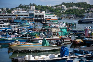 Hong Kong Cheung Chau adası, renkli balıkçı köyü.