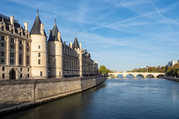 Vista Para Conciergerie Rio Sena Paris França — Fotografia de Stock