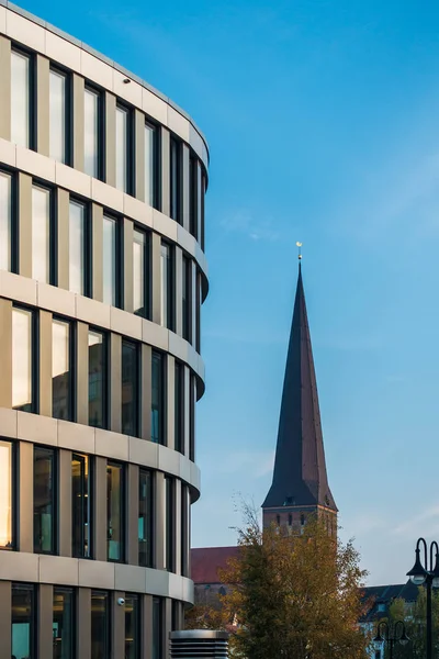 Edifício Moderno Igreja Cidade Rostock Alemanha — Fotografia de Stock