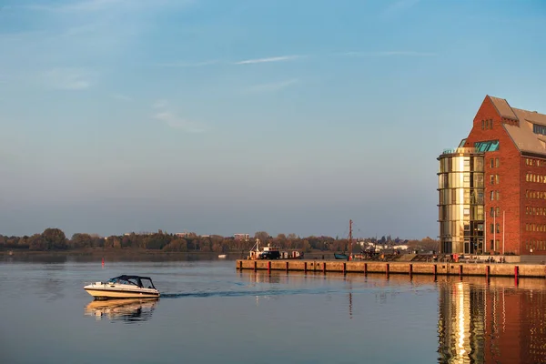 Modern Binalar Şehrin Rostock Almanya — Stok fotoğraf