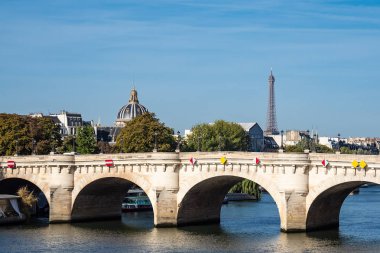 Köprü Pont Neuf Paris, Fransa için görüntüleyin.