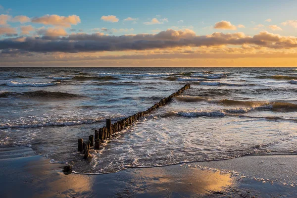 丹麦Moen岛上的波罗的海海岸 — 图库照片