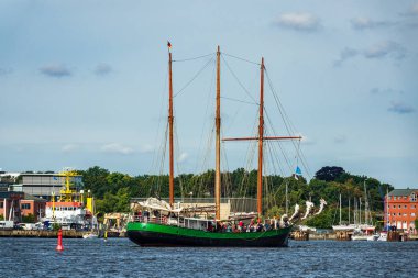 Rostock, Almanya 'daki Hanse Yelkenlisinde Rüzgâr Bozucu
