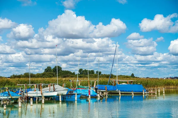 Landscape on a lake in Roepersdorf, Germany — Stock Photo, Image