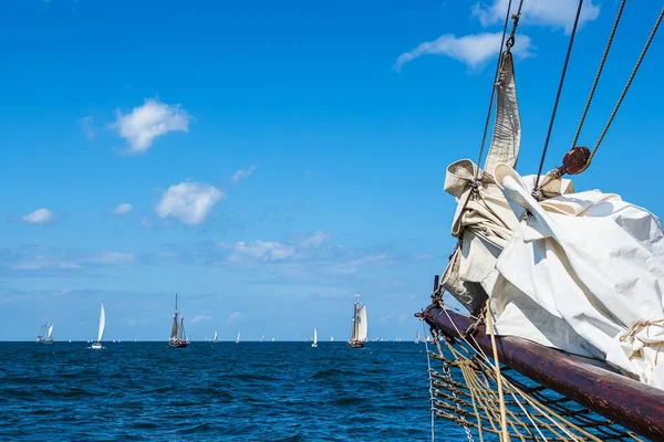 Windjammer Vela Hanse Rostock Alemania — Foto de Stock