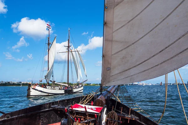 Windjammer Vela Hanse Rostock Alemania — Foto de Stock