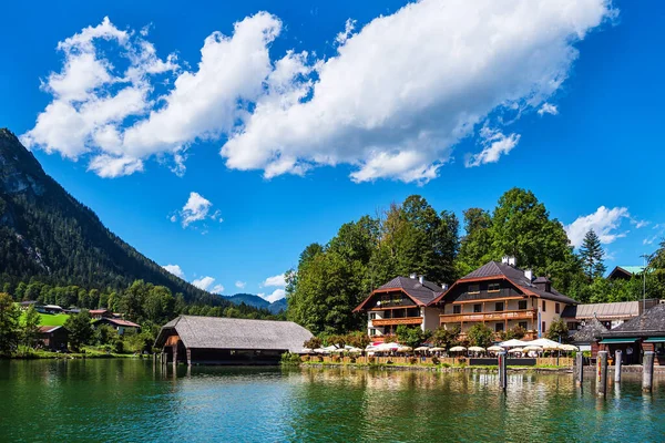 Lago Koenigssee Con Edificios Árboles Los Alpes Berchtesgaden Alemania — Foto de Stock