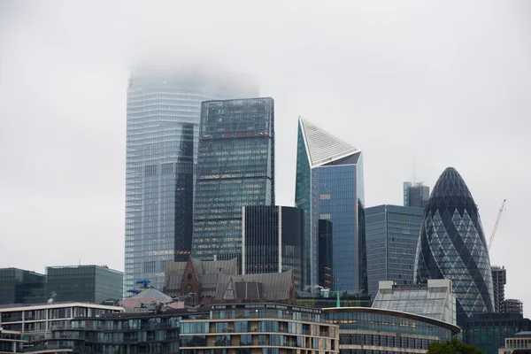 Londra, İngiltere / Birleşik Krallık Lo şehrinin gökdelenleri — Stok fotoğraf