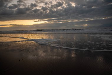 Akşam San Francisco Körfezi'nin muhteşem panoramik manzarası.
