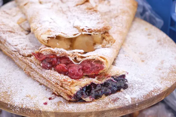 Fresh Baked Strudel — Stock Photo, Image