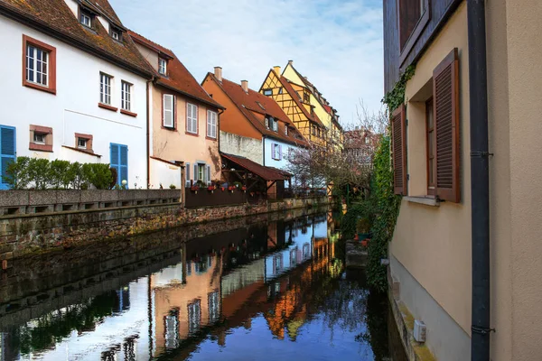 Uma Bela Vista Edifícios Histórica Cidade Colmar Alsácia França — Fotografia de Stock