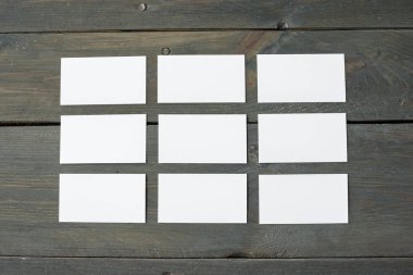 Kimlik marka için şablon. Grafik tasarımcıları sunumlar ve ahşap arka plan üzerinde izole portföyleri, mock-up, için.