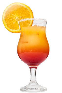 Beyaz bir arka plan üzerinde kokteyl serinletici