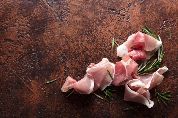 Prosciutto Rosemary Top View Copy Space — Stock Photo, Image