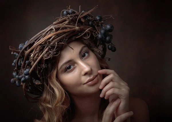 Retrato Mulher Loira Incrível Menina Bonita Com Cabelo Ondulado Longo — Fotografia de Stock