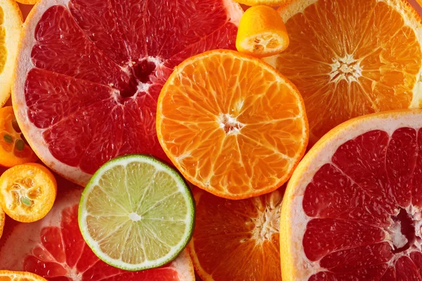 Закрыть Цитрусовые Кусочки Лимона Лайма Мандарина Розового Грейпфрута Апельсина — стоковое фото