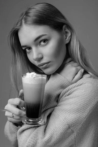 Attractive Young Woman Irish Coffee Beautiful Blonde Sweater Holding Mug — Stock Photo, Image