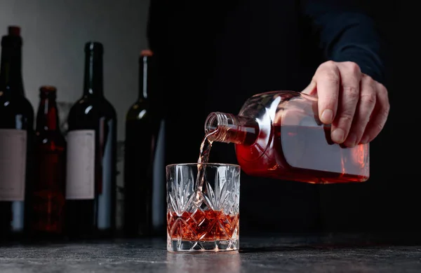 Barman Pours Whiskey Glass Bar Selective Focus — Stock Photo, Image