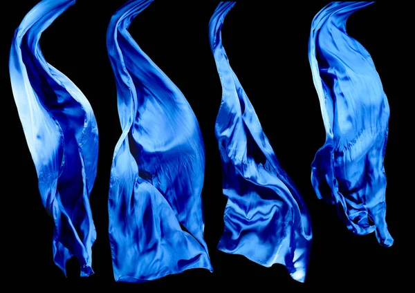 Gladde elegante blauwe transparante doek geïsoleerd op zwarte backgrou — Stockfoto