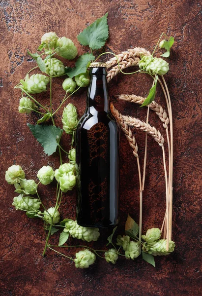 Bottle Beer Grain Hops Vintage Background Top View — 스톡 사진