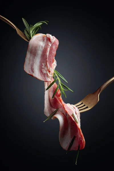 Tranches Bacon Romarin Sur Une Fourchette Espace Copie — Photo