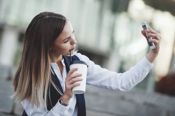 Young Pretty Woman Smartphone Paper Coffee Cup City Street Background — Stock Photo, Image