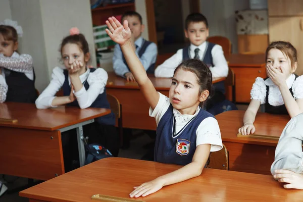 Russland Sibirien März 2017 Schulkinder Sitzen Unterricht Schreibtischen — Stockfoto