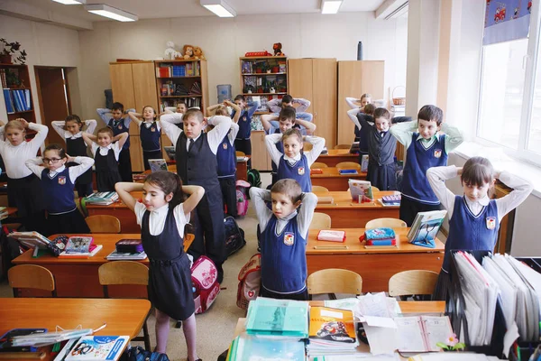 Russland Sibirien März 2017 Schulkinder Pause Für Übungen — Stockfoto