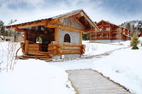 Casa Madera Las Montañas Altai Los Alpes Invierno — Foto de Stock