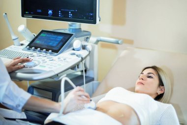 Ultrason testi.