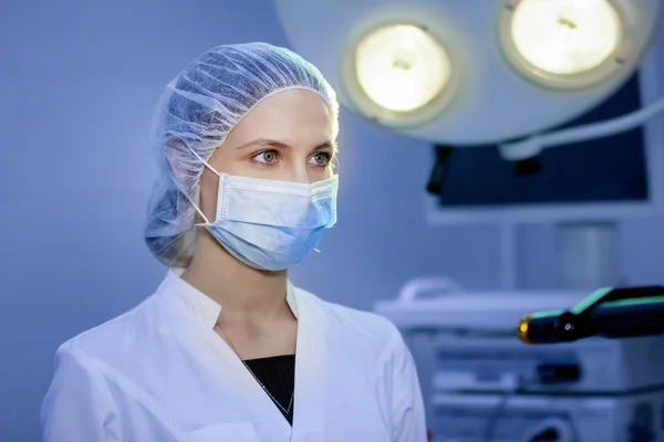 Retrato de enfermera quirúrgica . — Foto de Stock