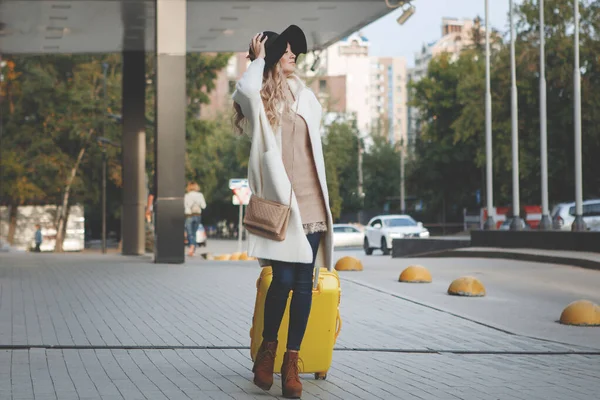 Travel concept. Young tourist woman walking. — Stock Photo, Image