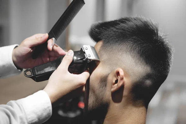 Handsome Young Hairdresser. — Stock Photo, Image