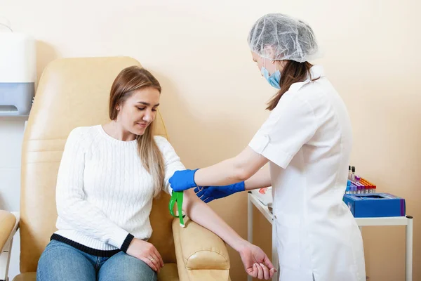 Preparación para análisis de sangre . —  Fotos de Stock