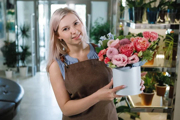 Blond Florist Woman Apron Workspace Flower Shop Selective Focus — Stock Photo, Image