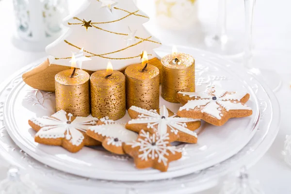 Geleneksel Gingerbread Çerezleri Noel Için — Stok fotoğraf