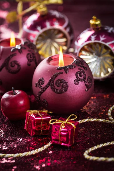 Kerst Kaarsen Met Versieringen — Stockfoto