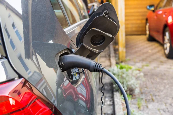 Charging Electric Car Power Cable Supply Plugged — Stock Photo, Image